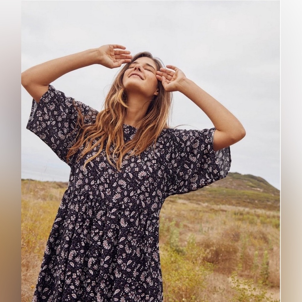 Christy Dawn The Theo Dress in Amethyst Paisley - Picture 4 of 14
